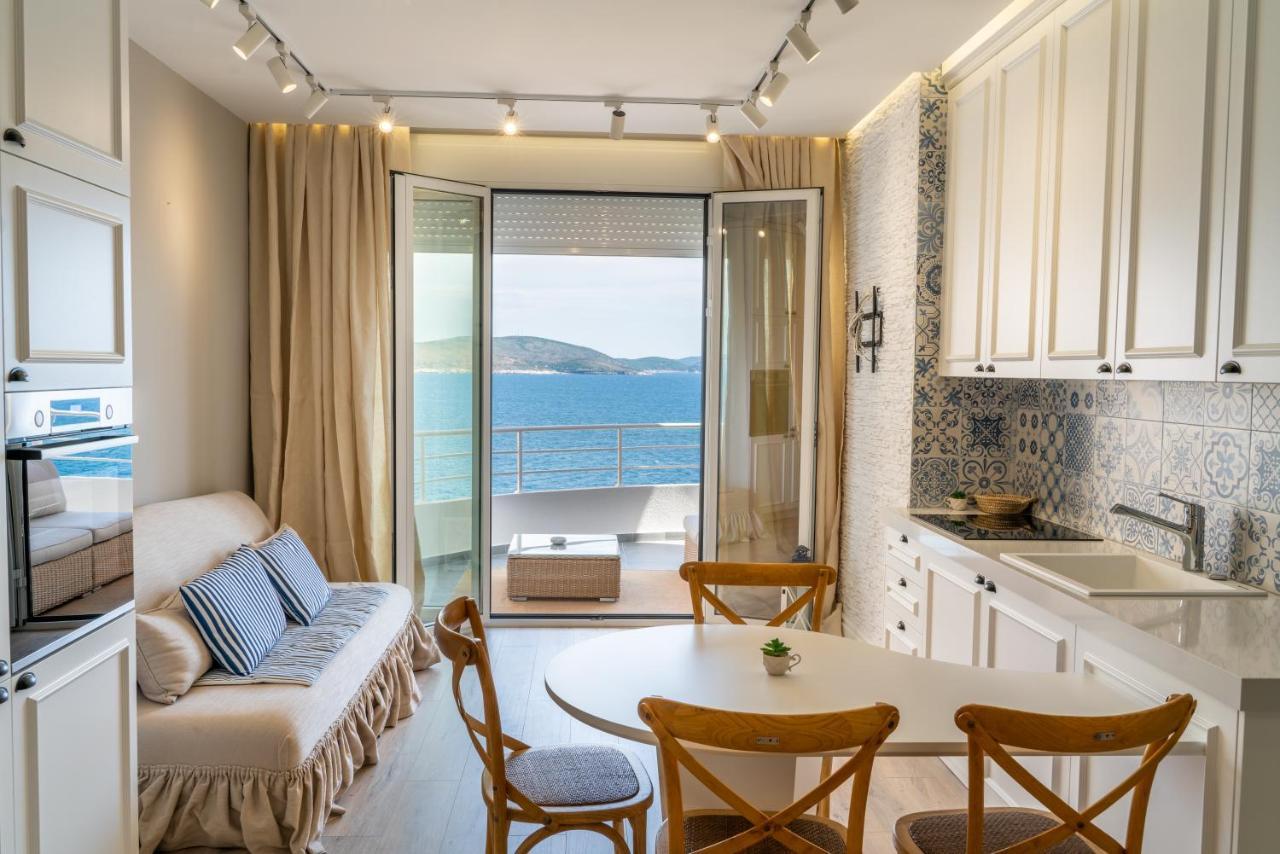Limani Luxury Beachfront Apartment
