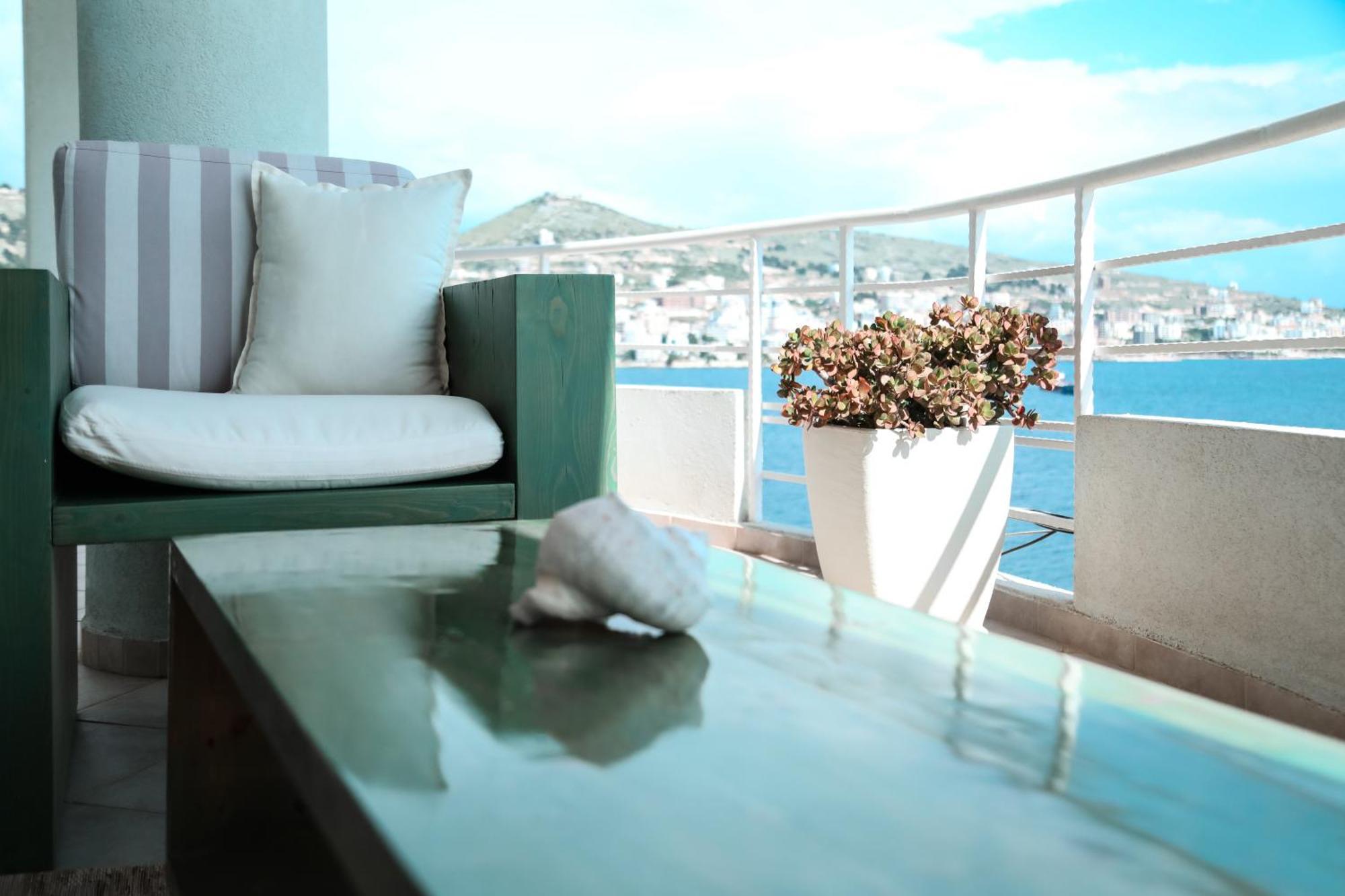 Apartment Limani Luxury Beachfront