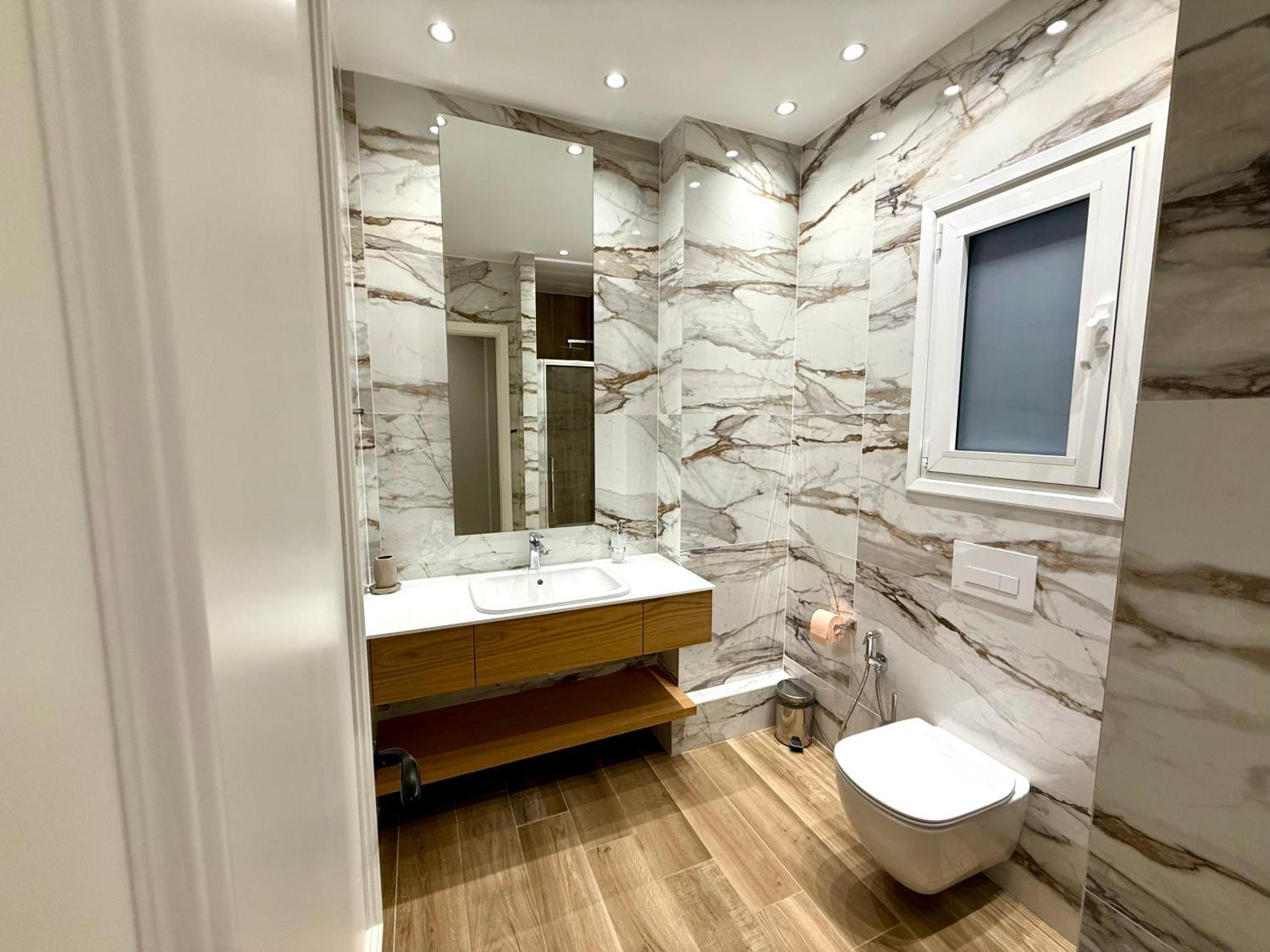 Limani Luxury Beachfront Lägenhet Sarandë