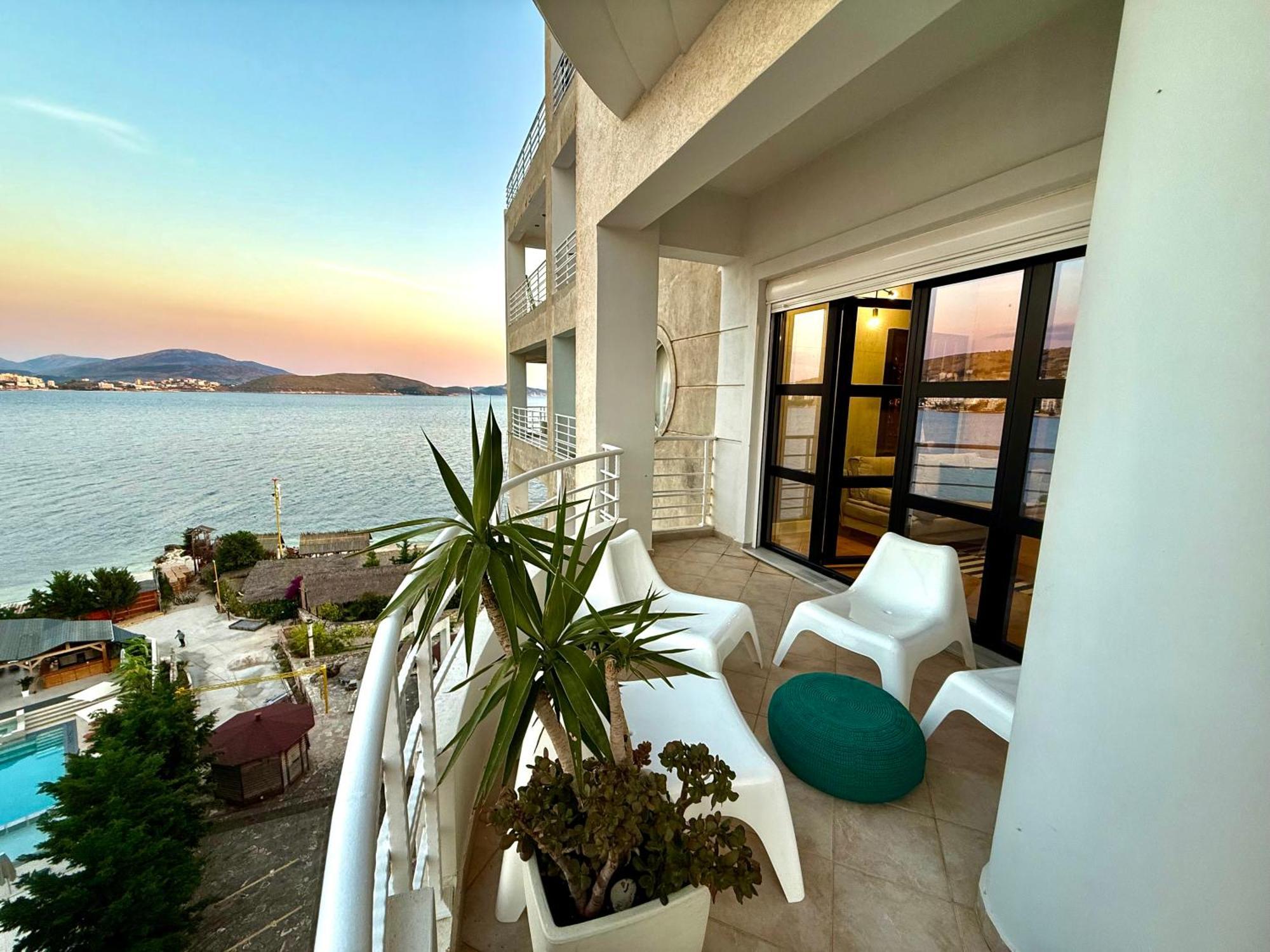 Limani Luxury Beachfront *