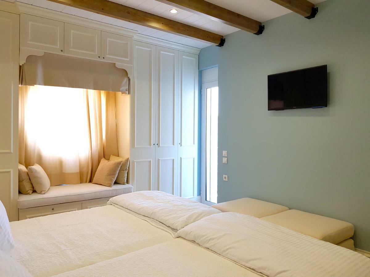 Limani Luxury Beachfront Apartment